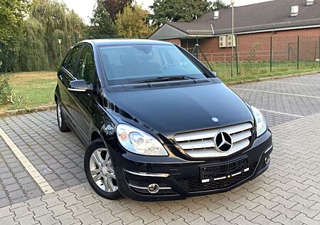 Mercedes-Benz B 180 *AUTOMATIK*KLIMA*SH*PDA v+h*ALLWETTER*TOP