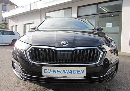 Skoda Octavia Combi Selection 1.5 eTSI DSG LED/Kamera/ACC