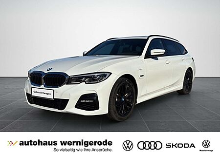 BMW 330e 330 M Sport Laser/Pano/AHK/HUD