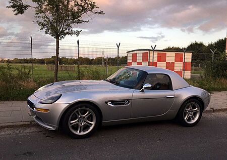 BMW Z8 Schöner originaler Klassiker aus Barcelona