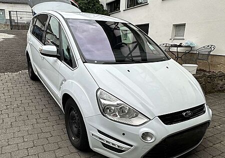 Ford S-Max 2.0 TDCi DPFTitanium