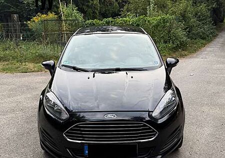 Ford Fiesta TOP-Zustand // Klima // AUX Anschluss // TÜV 04/2