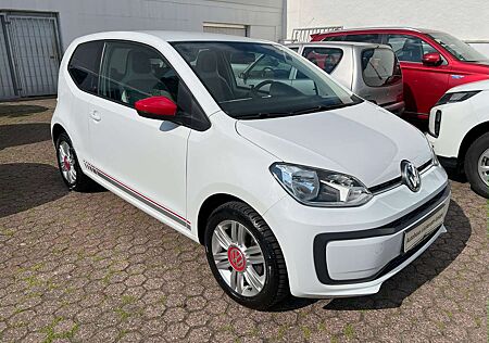 VW Up Volkswagen ! ! (BlueMotion Technology) beats !