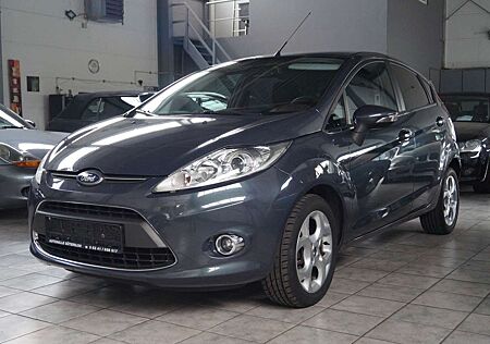 Ford Fiesta 1.4 Titanium*Klimaautomatik*PDC*