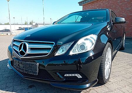 Mercedes-Benz E 200 CGI Klimaautomatik PDC Leder AMG