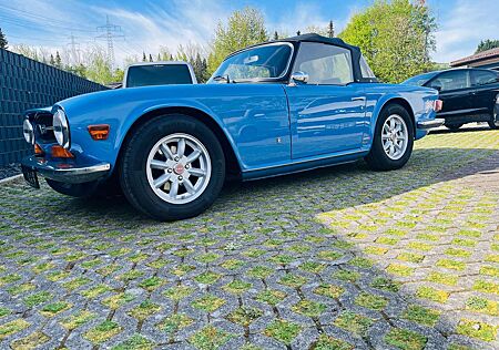 Triumph TR6 PI*sehr schöner Zustand*H-Zulassung*vieles neu