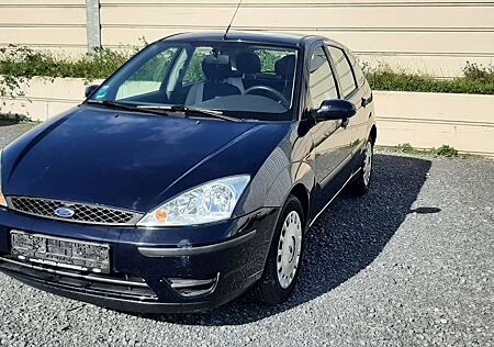 Ford Focus 1.6 Benzin, Klimaanlage, 8 Fach Bereifung