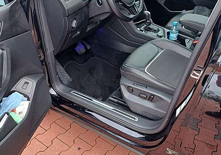 VW Tiguan Allspace Volkswagen 2.0 TDI SCR 4Motion DSG Highline