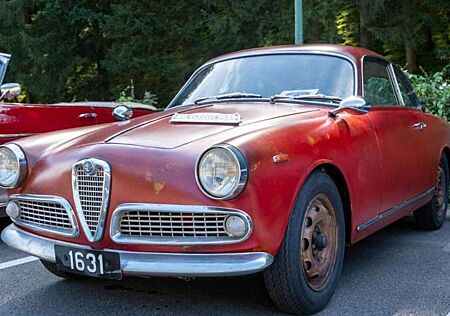 Alfa Romeo Giulia 1600
