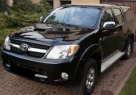 Toyota Hilux 4x4 Double Cab