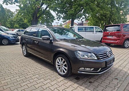 VW Passat Variant Volkswagen Highline BlueMotion