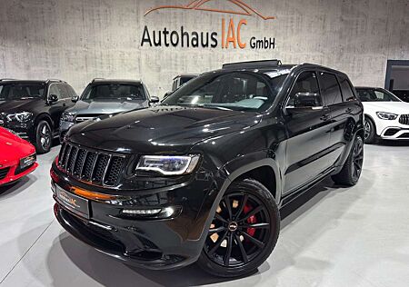 Jeep Grand Cherokee 6.4 V8 HEMI SRT/PANO/LED/SITZBELÜ