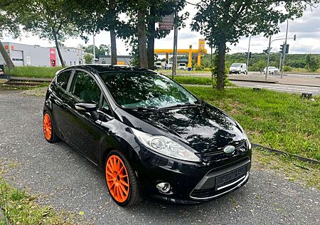 Ford Fiesta Titanium Sport / 118 ps / Klima