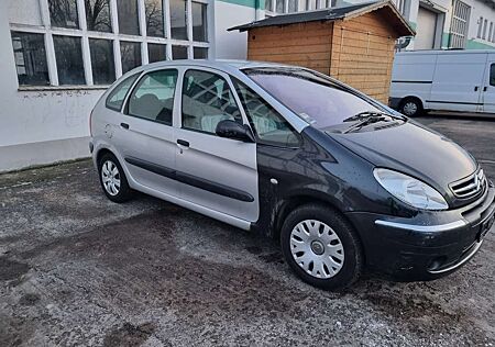 Citroën Xsara Picasso Citroen 1.8i Confort