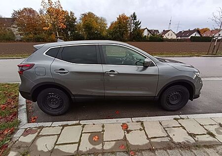 Nissan Qashqai 1.2 DIG-T N-Connecta