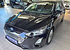 Ford Focus 1.0 EcoBoost Mild-Hybrid LED ACC Navi RFK