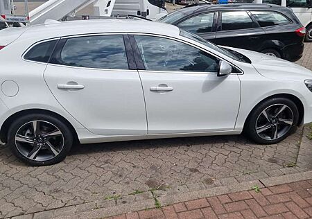 Volvo V40 Diesel D3 R Design