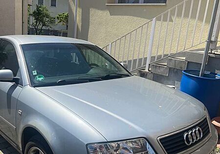 Audi A6 2.4