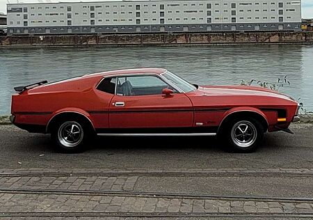 Ford Mustang 1971 Fastback (Sportsroof)