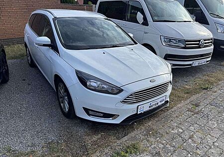 Ford Focus Turnier 1.5 TDCi Aut. Titanium Navi/AHK