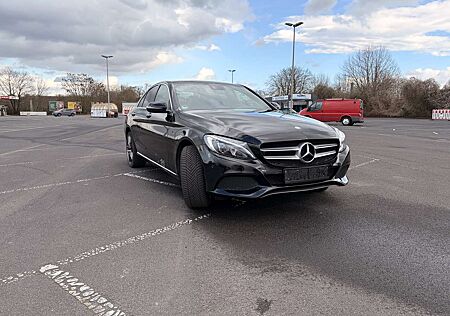 Mercedes-Benz C 220 d 4Matic 9G-TRONIC