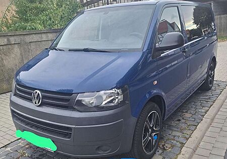 VW T5 Caravelle Volkswagen Transporter T5 TDI (BiTDI) Lang Trendline