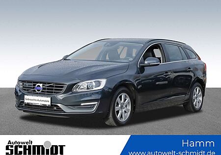 Volvo V60 D4 Momentum Navi ACC PDC Xenon / TÜV 11/2025