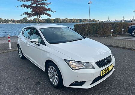 Seat Leon Style Tempomat, Sitzheizung, 2x PDC.