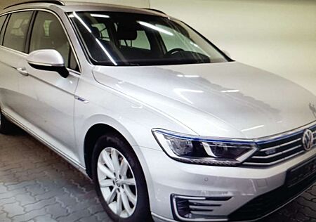 VW Passat Variant Volkswagen GTE, Plug-In-Hybrid, Klimatronic,