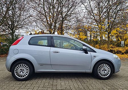 Fiat Grande Punto 1.4 8V Active neu TÜV