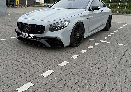 Mercedes-Benz S 63 AMG Coupé