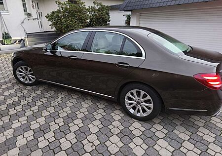 Mercedes-Benz E 250 gebraucht kaufen Mercedes-Benz E 250 9G-TRONIC Exclusive