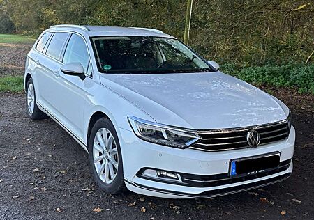 VW Passat Variant Volkswagen Highline Alcantara ACC LED 2.0 TDI