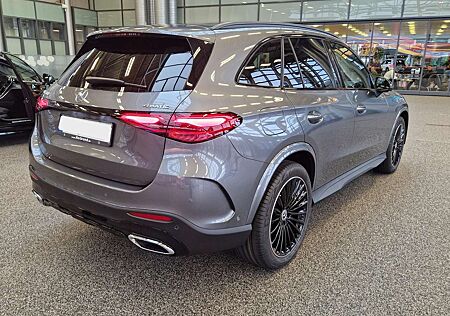 Mercedes-Benz GLC 300 GLC300 4M AMG Premium Pano MB-Garantie bis 11/2026