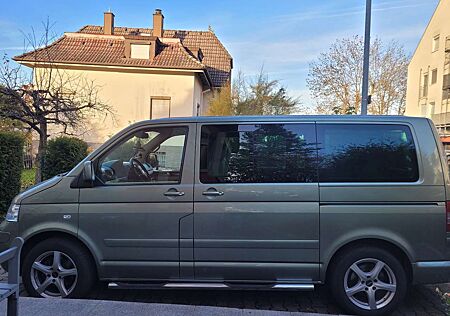 VW T5 Multivan Volkswagen Highline