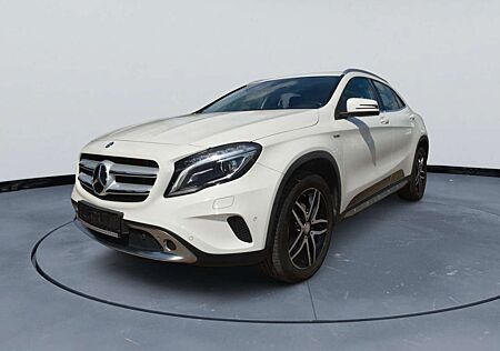 Mercedes-Benz GLA 180 Activity Edition