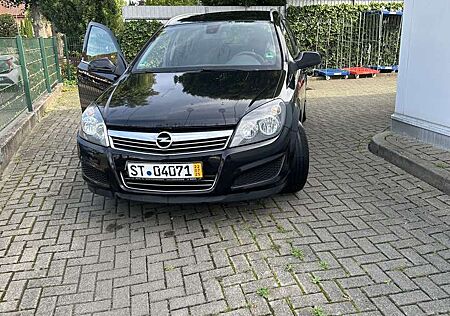 Opel Astra 1.4 Caravan Edition 111 Jahre