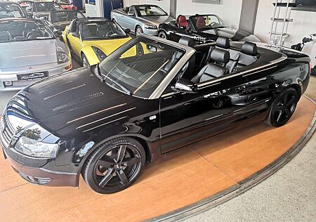 Audi A4 Cabriolet 3.0 quattro/2.Hd/Leder/S-Line/SHZ