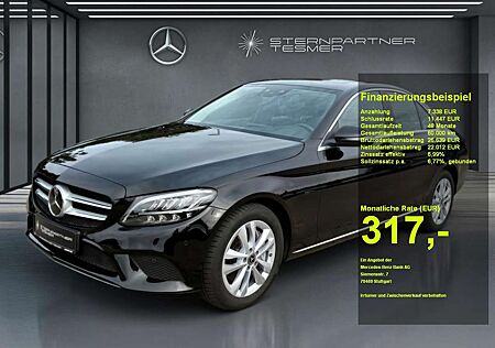 Mercedes-Benz C 300 de Avantgarde Glasdach Distronic Parktron.