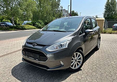 Ford B-Max Titanium