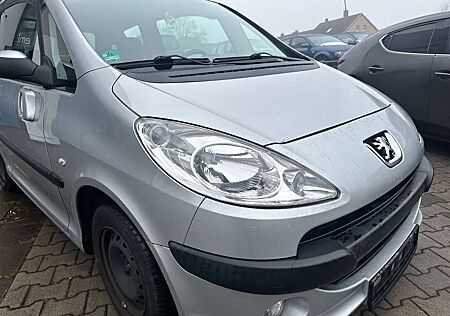 Peugeot 1007 Premium * Tüv Neu * Klima *