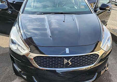 DS Automobiles DS 5