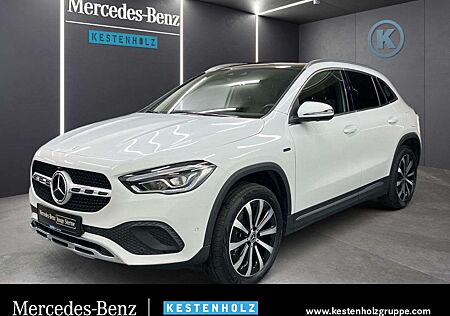 Mercedes-Benz GLA 250 e Pano LED Kamera Laderaump Klimaautom PTS