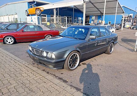 BMW 530i 530 V8 HU/AU H-Kennzeichen Möglich