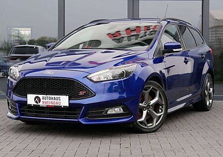 Ford Focus ST 2.0 TDCi RFK Bi-Xenon TEMP. NAVI