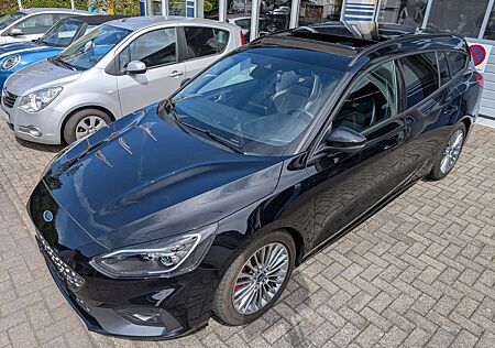 Ford Focus Kombi ST 190 Recaro Standheiz Schiededach Kupplung