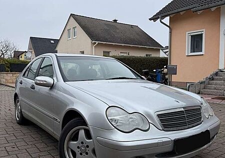 Mercedes-Benz C 180 Kompressor Classic TÜV NEU