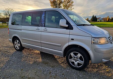 VW T5 Multivan Volkswagen Multivan Comfortline