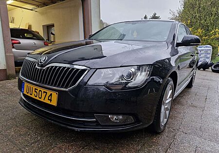 Skoda Superb 1.6 CR TDi Active