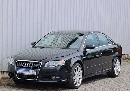 Audi A4 Lim. 2.0 TFSI quattro-S Line-Navi-Leder-Xenon